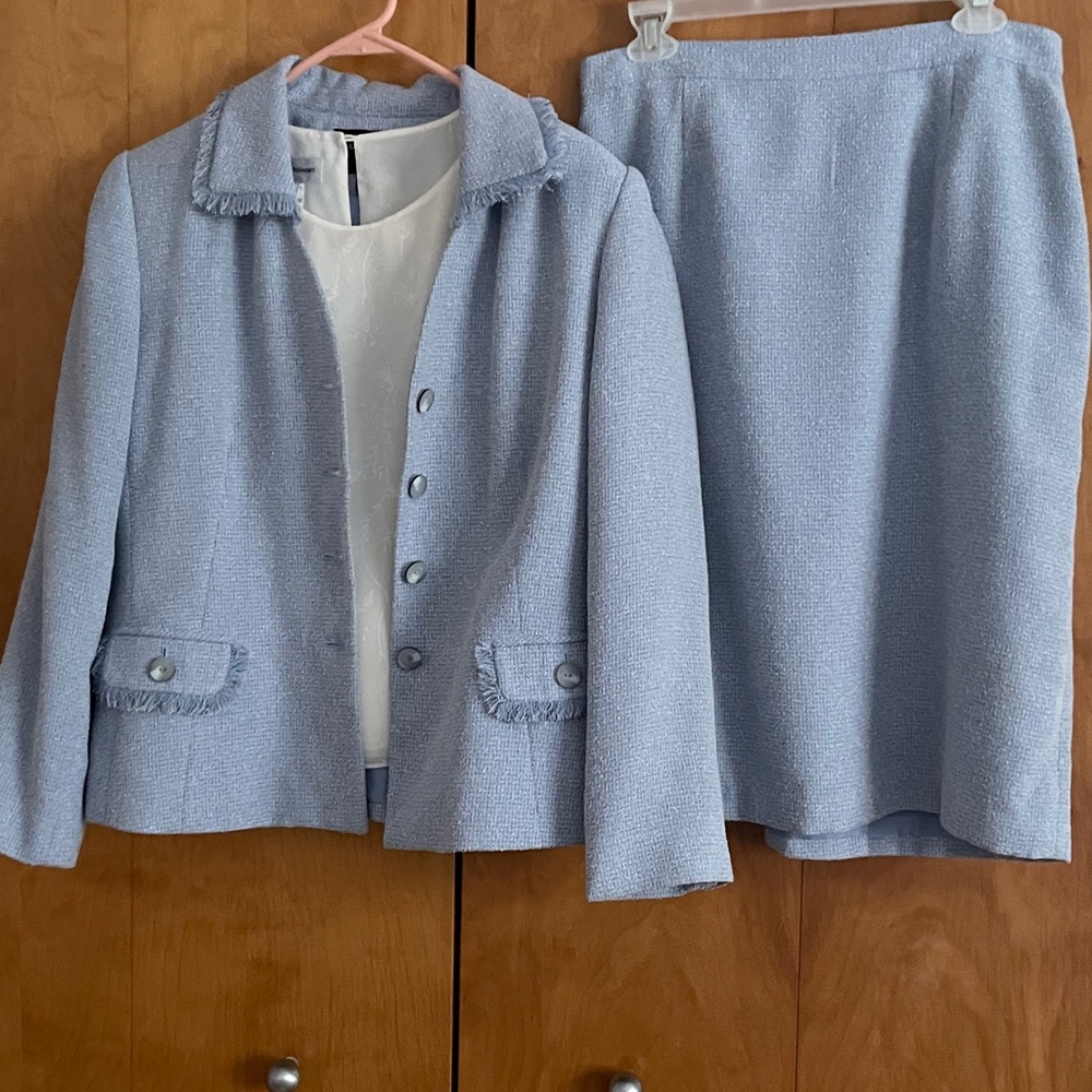 Sag Harbor Women's Blazer in Light Blue with Fringe Details - Picture 11 of 11